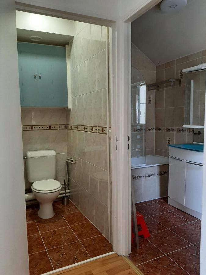 Pratique Et Calme Dans Centre De Evry Appartement Courcouronnes Buitenkant foto