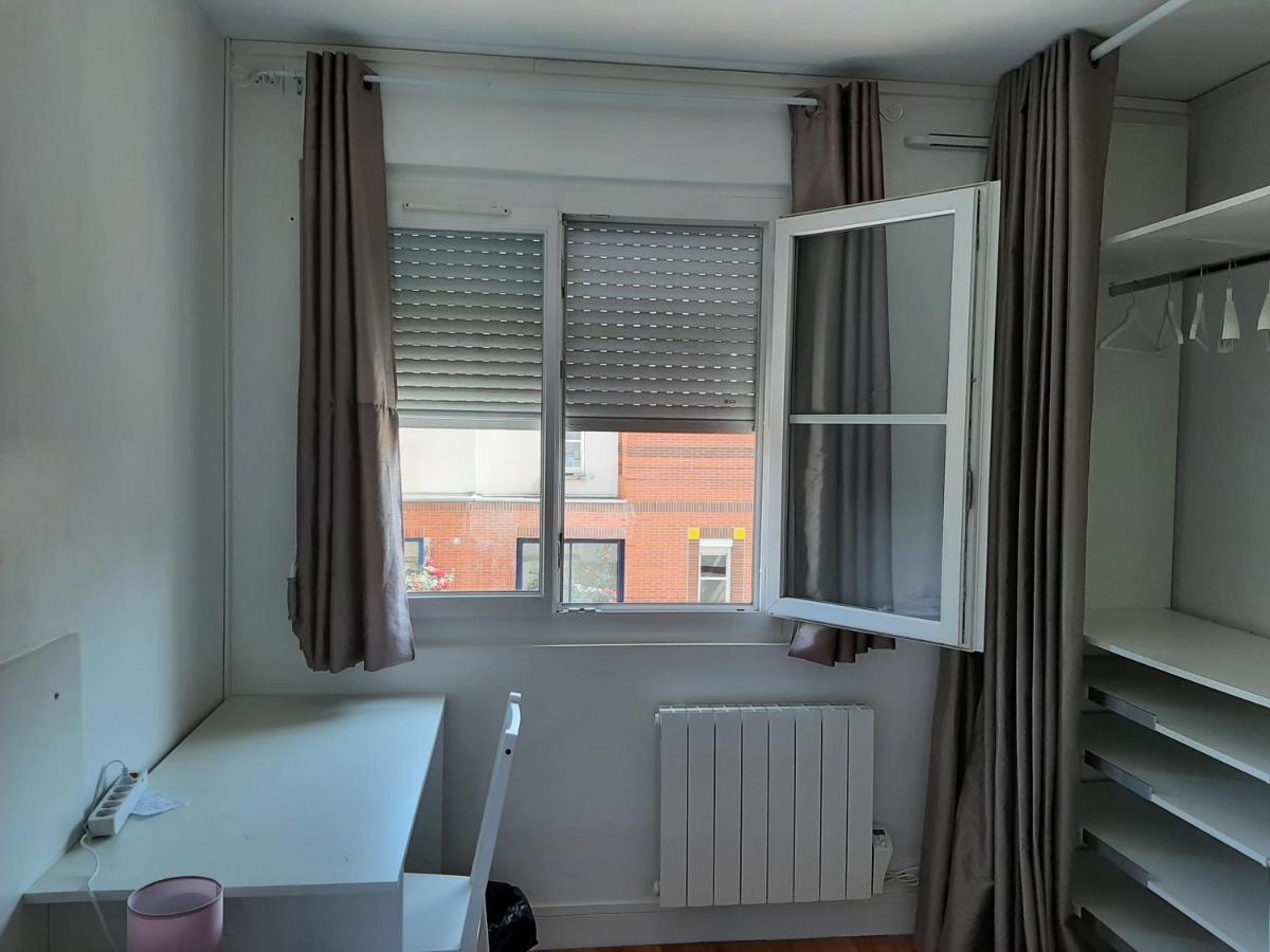 Pratique Et Calme Dans Centre De Evry Appartement Courcouronnes Buitenkant foto